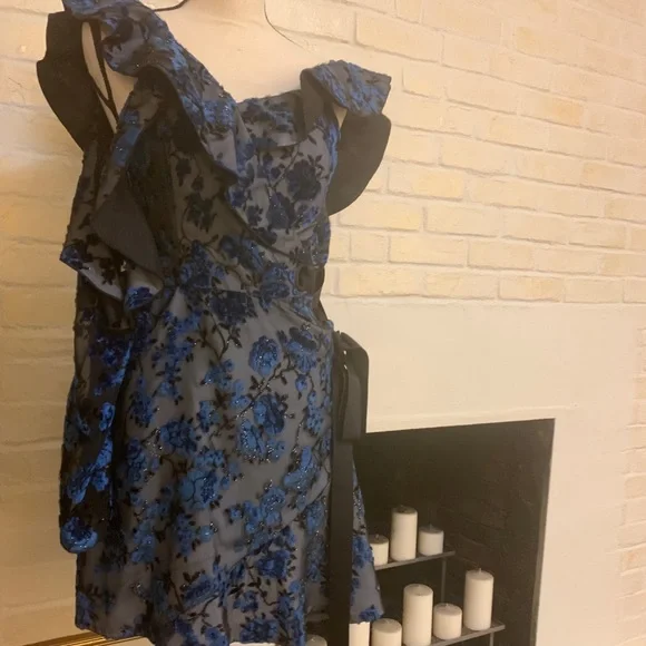 LAST CHANCE ๐ NWT Self Portrait Wrap Mini Dress - Picture 6 of 7